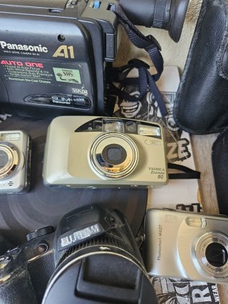 Lote de Câmeras Vintage - Digitais e Analógicas