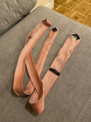 Corbata Zara Puntos Rojos