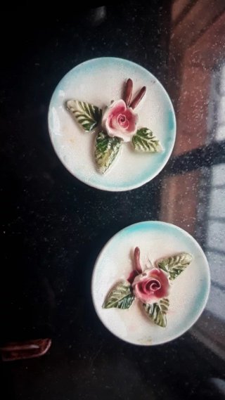 Jarrón y 2 platitos decorativos