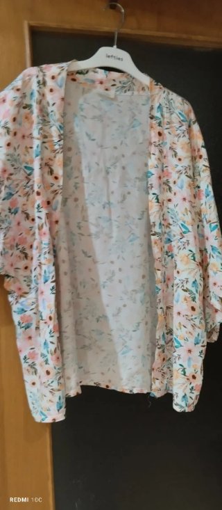 Chaqueta kimono Lefties floral talla única