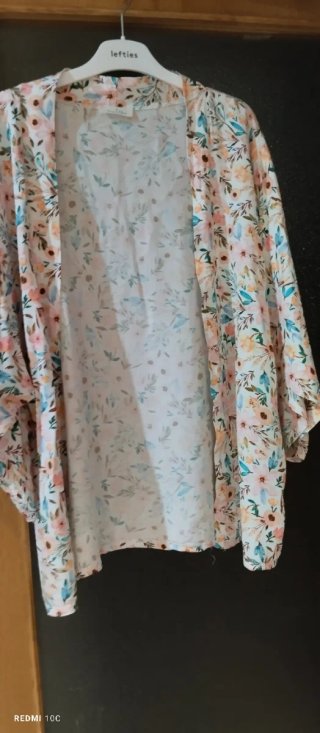 Chaqueta kimono Lefties floral talla única