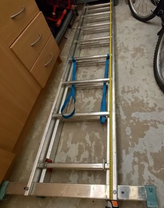 Escalera de aluminio plegable