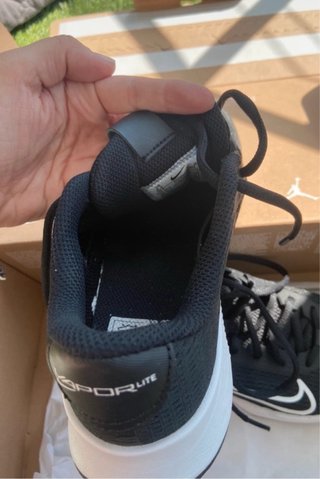 Zapatillas Nike Padel Negras y Blancas