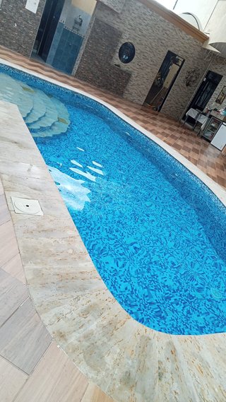 construcción desde cero y reparación de piscinas.
