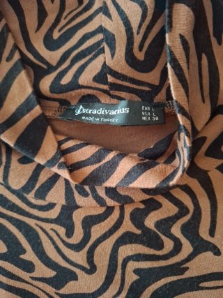 Camiseta manga larga estampado cebra T.L