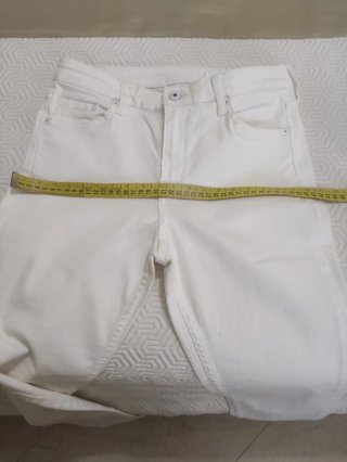 Conjunto Blusa Beige y Pantalón Blanco