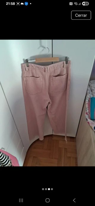 Pantalones vaqueros rosas anchos