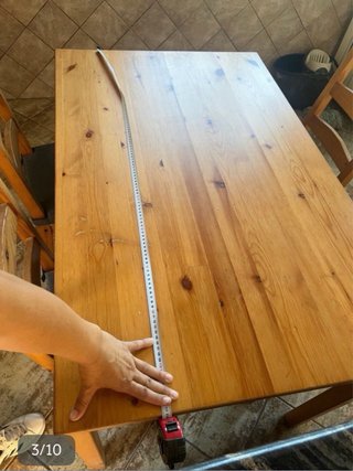 Mesa de comedor de madera y 4 sillas