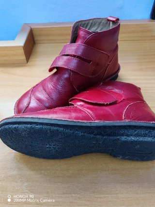 Botas de piel granate talla 37