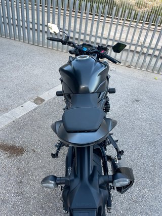Suzuki GSXS 750 Negra