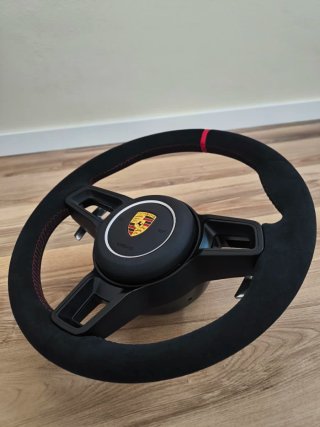 VOLANTE DEPORTIVO ESTILO PORSCHE 992 / GT3