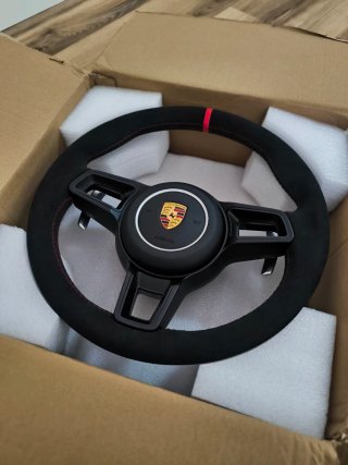 VOLANTE DEPORTIVO ESTILO PORSCHE 992 / GT3
