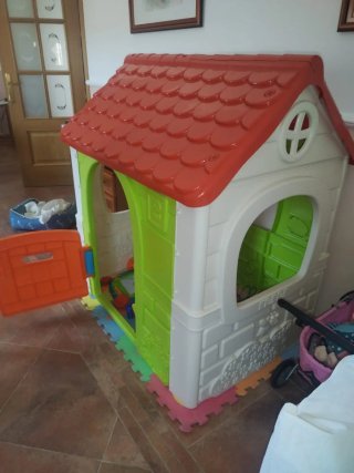 Casita de juguete infantil