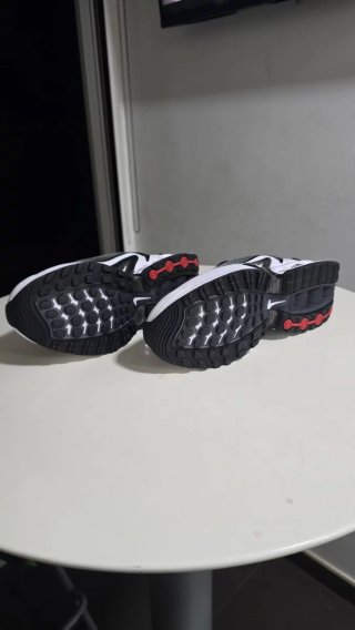 Nike Zapatillas Talla 44.5 Rojas y Blancas