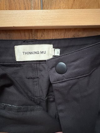 Falda larga Thinking mu negra