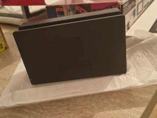 Nintendo Switch Con 2 juegos y todos los accesorio