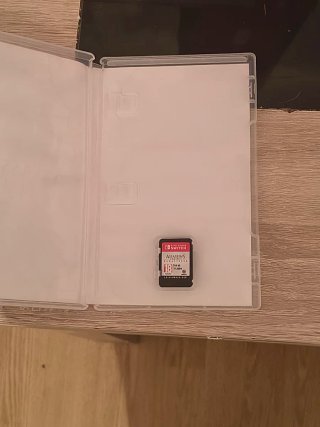 Nintendo Switch Con 2 juegos y todos los accesorio