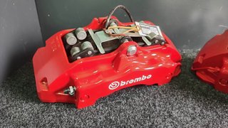 Pinzas Brembo 6 pistones Z18