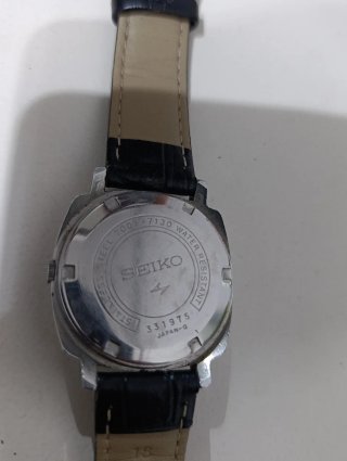 Reloj Seiko Automático Plata y Negro