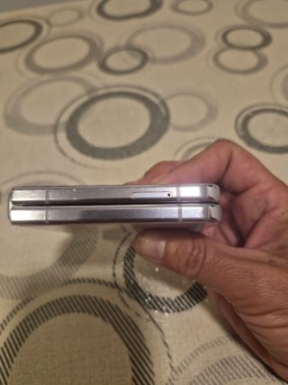 Samsung Galaxy Z Flip 5G 256GB