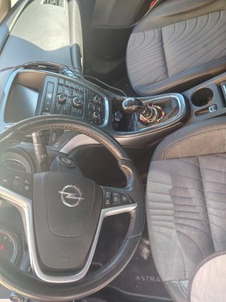 Opel Astra 2014