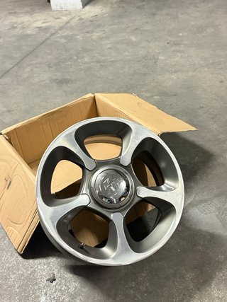 Llantas fiat 500 Abarth 17”punto y bravo
