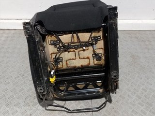 ASIENTO DELANTERO IZQUIERDO PEUGEOT 2008 HM01