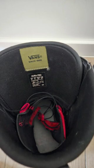 Botas Snowboard Vans Aura Pro Negro/Dorado