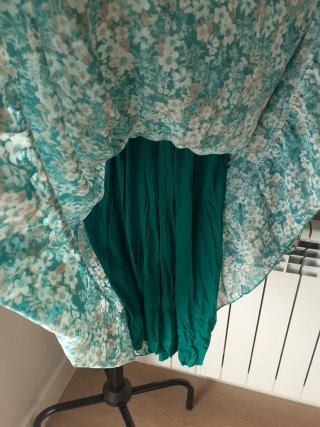 Vestido verde floral manga larga