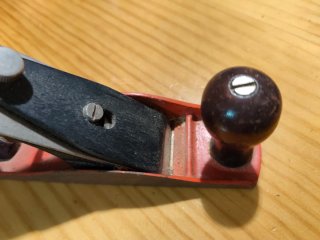 Cepillo carpintero antiguo madera y hierro