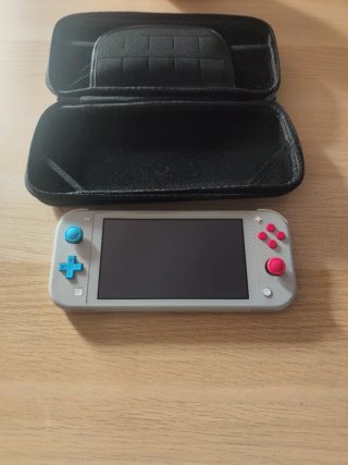 Nintendo Switch Lite Ed. Zacian & Zamazenta