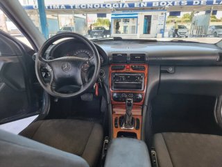 Mercedes-Benz Clase C 2001