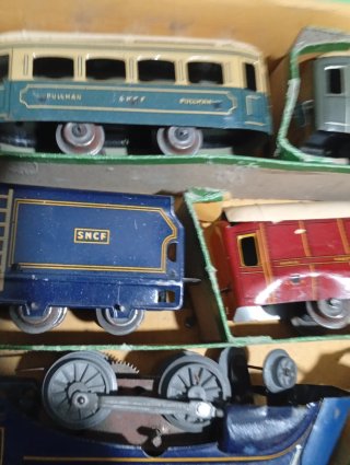 Caja Antigua Trenes Metálicos alta colección