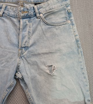 Bermuda vaquera azul claro H&M talla 32 hombre
