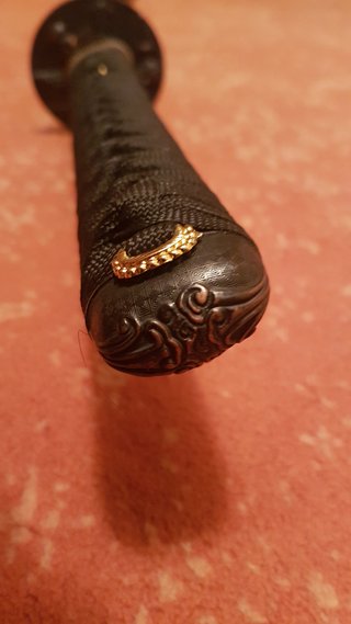 Shinken de carbono para decoración