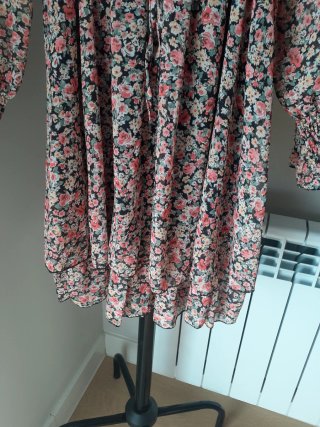 Vestido floral manga larga