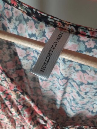 Vestido floral manga larga