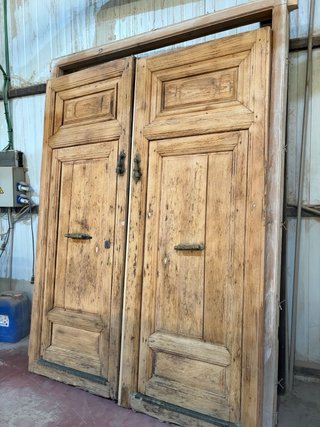 Puerta doble entrada madera maciza