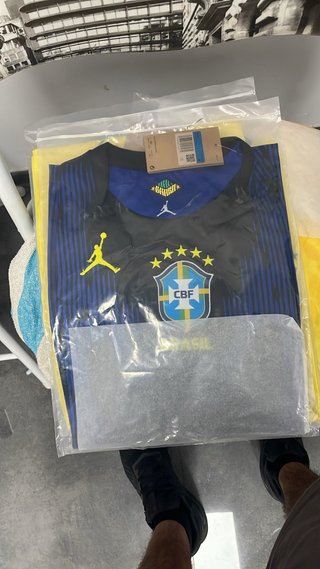 Camiseta de fútbol Nike Brasil Negra y Azul