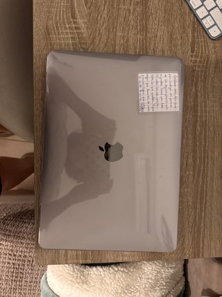 MacBook Air 13 Touch ID 2020 Como nuevo.