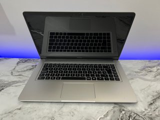 Portátil Huawei MateBook Plata