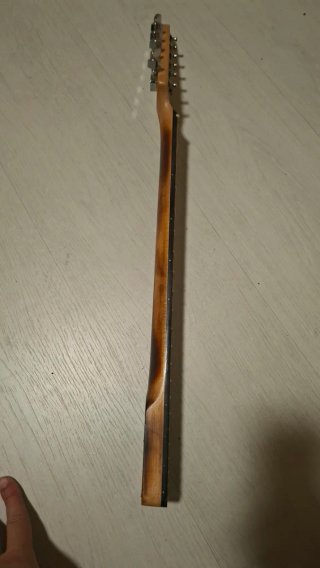 Mastil Strato + Clavijas Fender