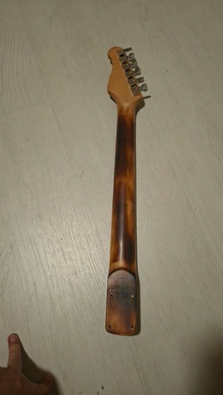 Mastil Strato + Clavijas Fender