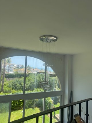 Lámpara colgante moderna cristal y metal