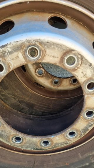 2 Ruedas delateras Camión 295/80 R22.5