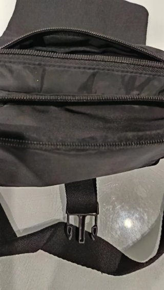 Bolso pequeño chica tipo riñonera