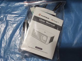 Proiettore 1080p con Google TV integrata
