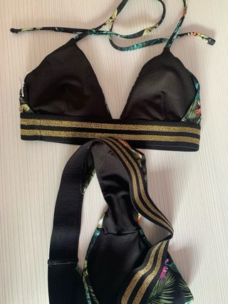 Bikini estampado tropical