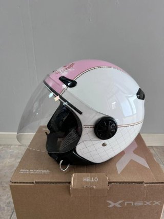 Casco de moto rosa y blanco Royale