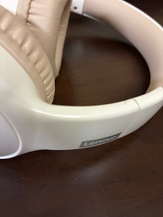 Cascos Inalambricos Over Ear Beige y Morado